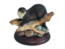 Border Fine Arts B0451 Otter