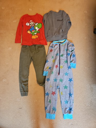 Boy clothes bundle years - clothes,