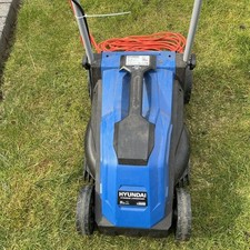 Electric Lawnmower 33cm Cut, 1300w Lawn Mower Long 11 mtr Cable Hyundai