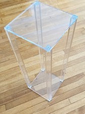 Acrylic Table Centre for
