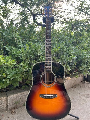 Custom sunburst solid spruce - solid, d