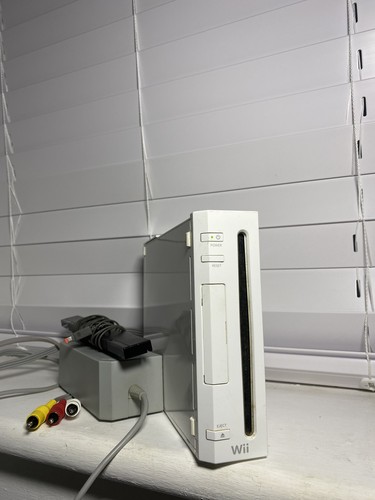Nintendo wii console white - nintendo,