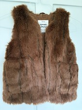 On-Trend Brown Zara Kids Girls Fur Gilet Size 6/7. Good Condition