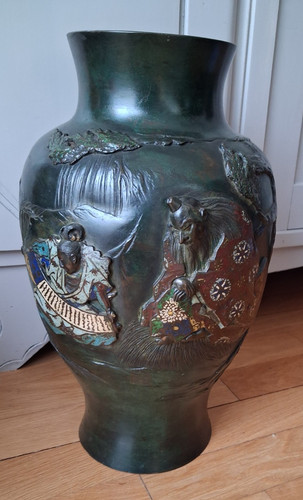 Bronze vase lined and - bronze,