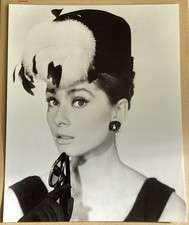 6 x Audrey Hepburn photographs