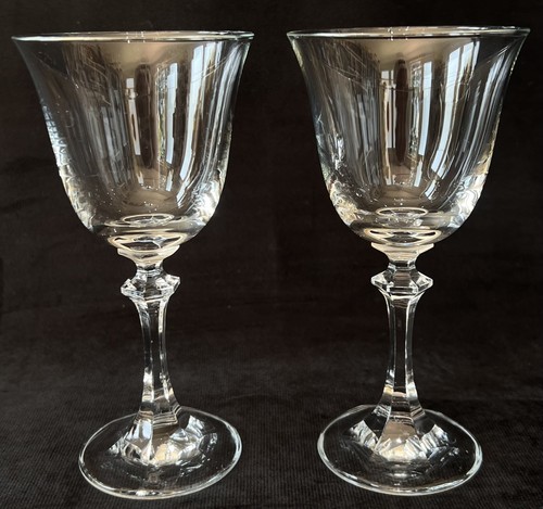 Elegant wine glasses vintage - wine,
