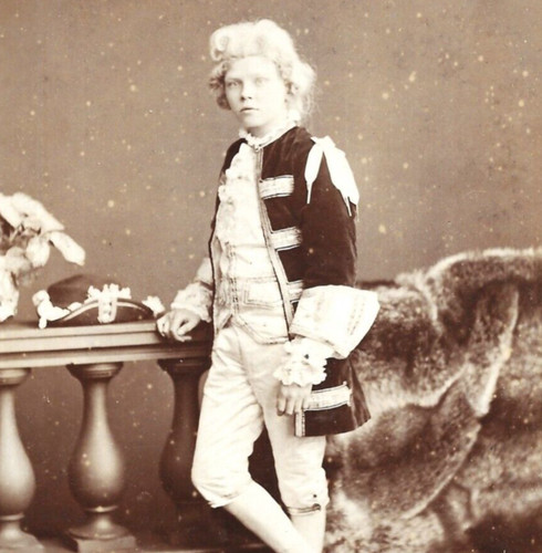 Victorian cabinet card - cabinet,