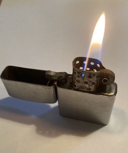 Flip top unbranded lighter - ,