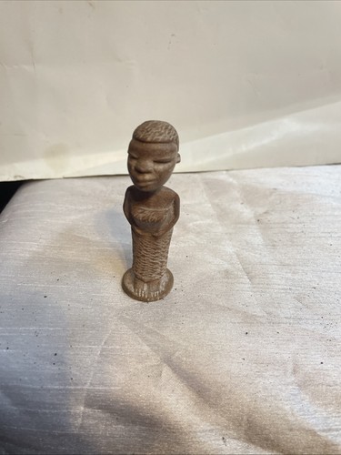 Miniature african carved lady - miniature,