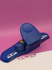 Fiskars Border Edge Punch