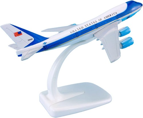 Small scale model - scale, 440