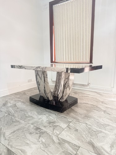 Black and white marble - black,