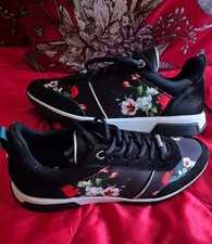 Ted Baker Ladie's Ceyuh' Trainers Size 7/40