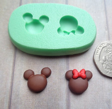 Mini Craft Mould: Twin Mini Mickey & Minnie Mouse Face Outlines 11x14mm 