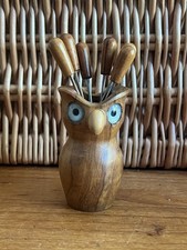 Vintage Hand Carved Hardwood Owl Treen Holder & 6 Olive Picks/Appetiser/Cheese