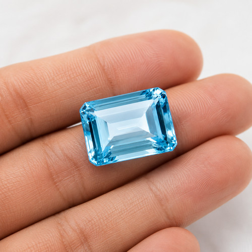 Natural blue topaz 9x7mm - natural,