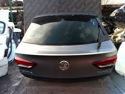 Vauxhall insignia grand - insignia, b