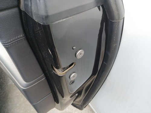 Front right door - front,