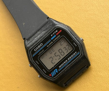 Men's Casio  F77WB Digital Alarm Chronograph Illuminator Watch. Runs. READ