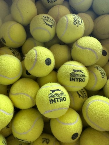 Used tennis balls - or,