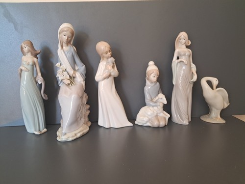 Job lot lladro - of,