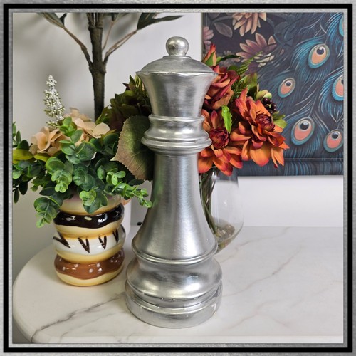 Large silver ceramic - large, queen