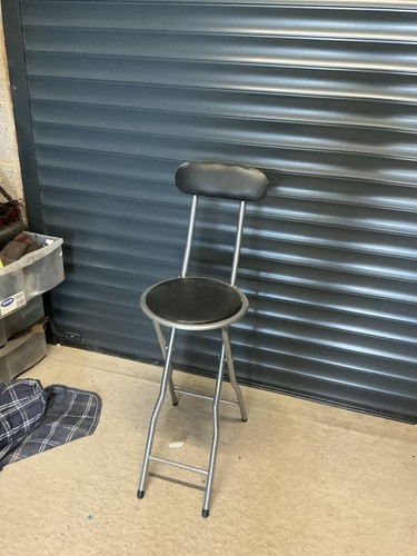 Foldable bar stool - foldable,