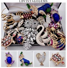 Job Lot Vintage Animal Jewellery Brooches Inc Lobster, Ladybirds, Turtle etc x12