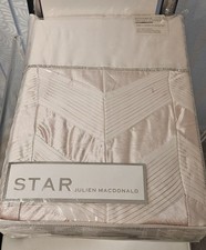 STAR By JULIEN MACDONALD  double Duvet cover only. L. pink .