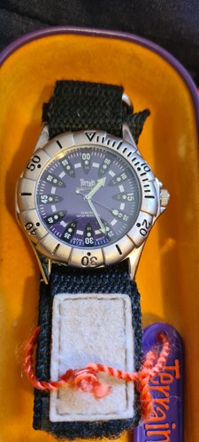 Boys terrain watch - terrain, a