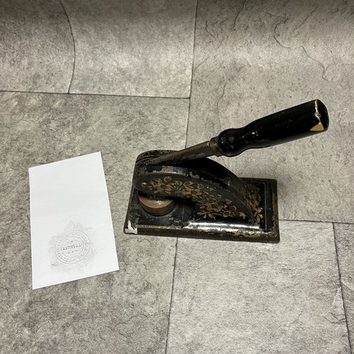 Vintage fountain yard - vintage,