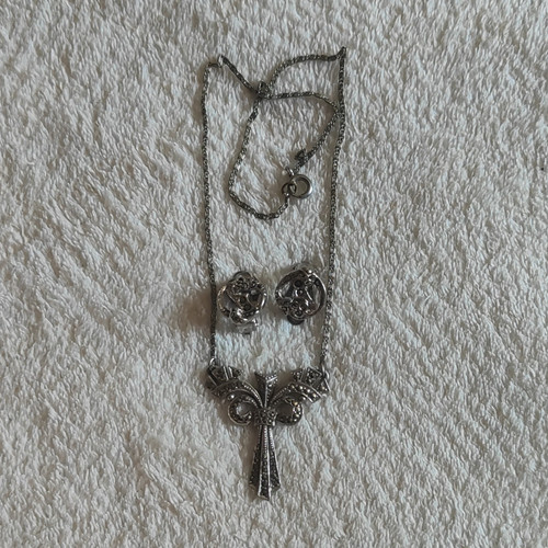 Silver tone cross necklace - cross,