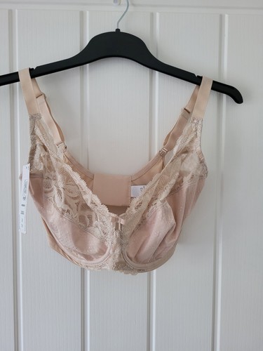 Ladies underwired fabulous - m&s,