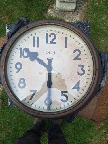 Very large smiths clock 18 - very,