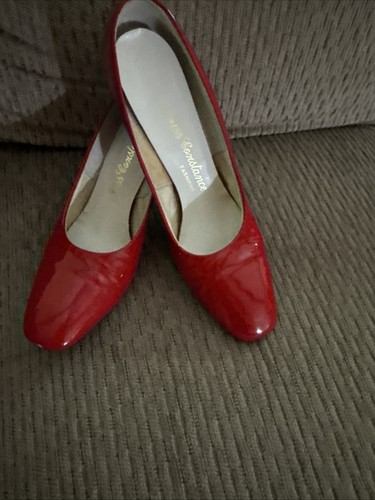Miss constance vintage ladies - constance,