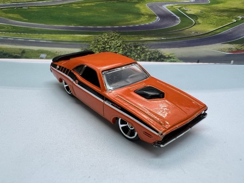 Hot wheels dodge challenger - wheels,