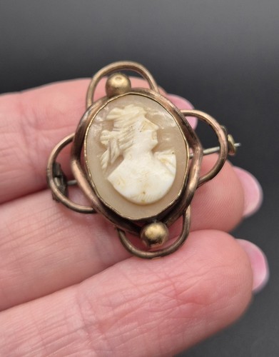 Beautiful pinchbeck cameo - beautiful,