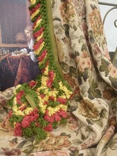 VINTAGE DEEP TASSELLED BULLION BRAID TRIM PASSEMENTERIE GREENS GOLD RED  4 metr