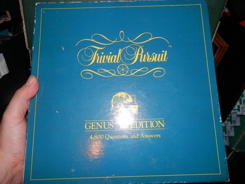 Trivial pursuit genius - pursuit,