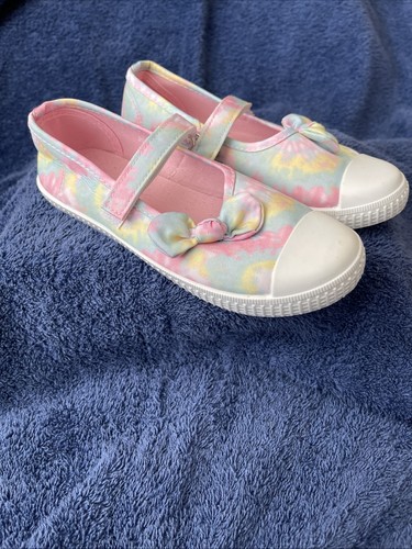 Girls shoes size new - 13,