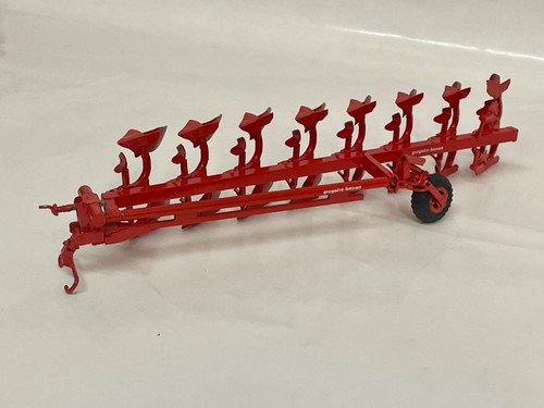 Scale gregoire besson - , 8