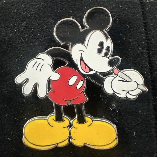 Disney trading pin - disney,