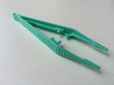 Tweezers for feeding reptile - feeding,