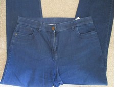 Ladies M&S straight leg stretch jeans blue midwash size 14 ex condition 