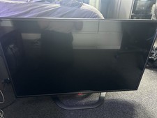 LG 42LA620V 42-inch Full HD 3D LED Smart TV Collection Only With Glasses