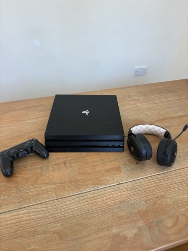 Ps4 pro bundle - pro, with