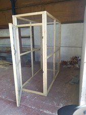 4 sided free standing flight