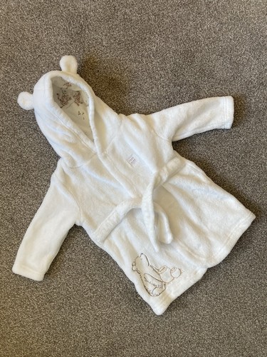 Disney winnie the pooh - winnie, baby