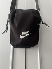 Nike Heritage Crossbody Bag