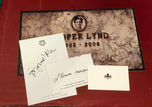 Prop james bond - james, to